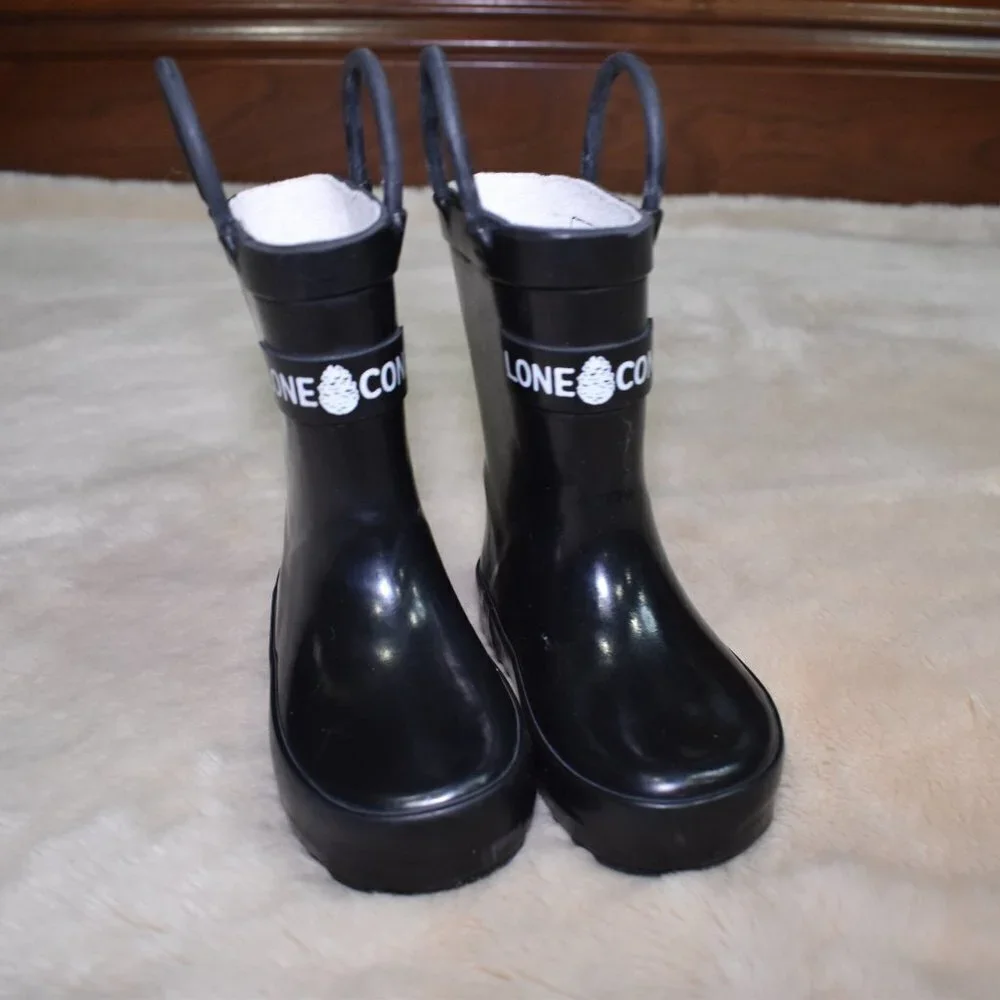 Kids Black Rain Boots Size 4 BPA Free Rubber Waterproof